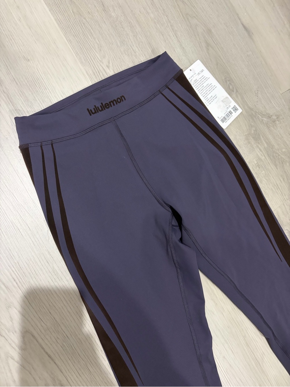 Lululemon NWT size 6 wunder train